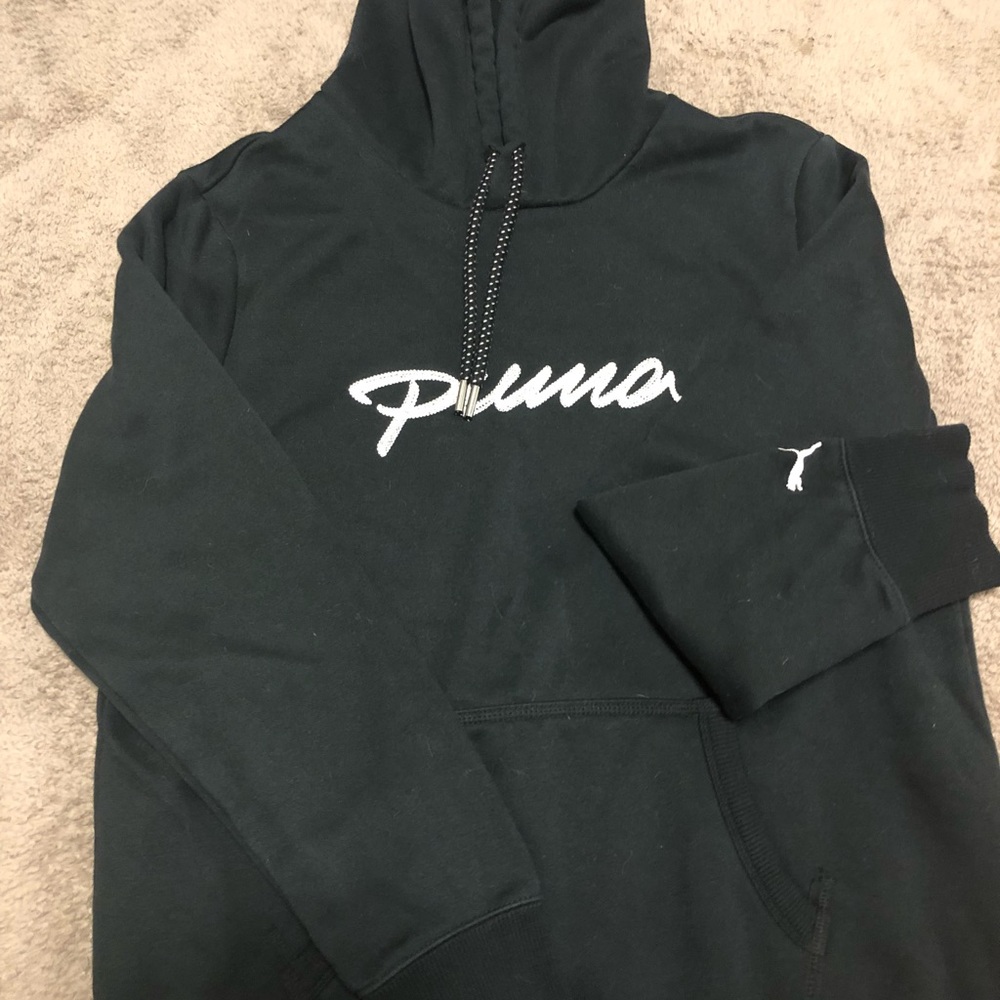 Black Puma hoodie size XL